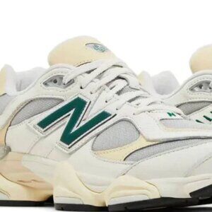 New Balance 9060 -Womens Size 9 White and Green